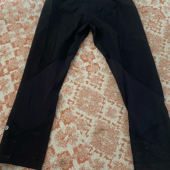 Reversible cropped lululemon leggings - Picture 2 of 4